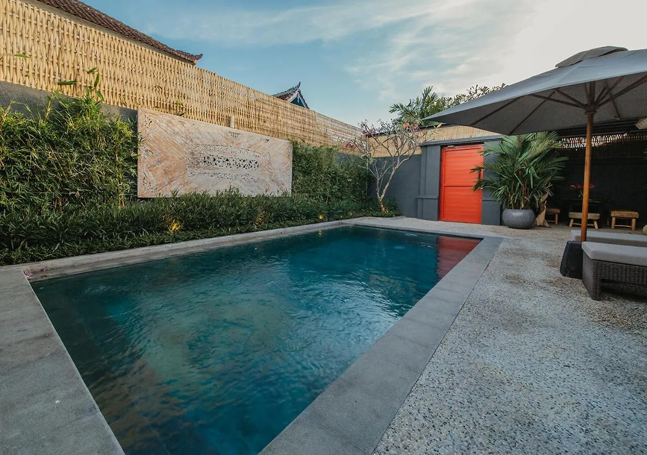 Villa Bloom 5 Close To The Beach Private Pool 3 Bedrooms 3 Bathrooms Seminyak 0*,